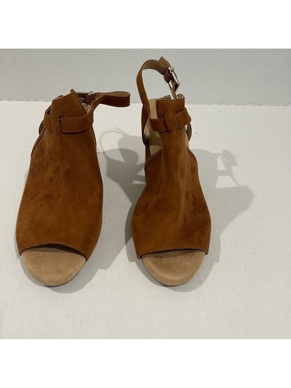 Women’s Giani Bernini Alessio Brown Peep Toe Block Heel Buckle Booties Size 11! - Picture 2 of 9